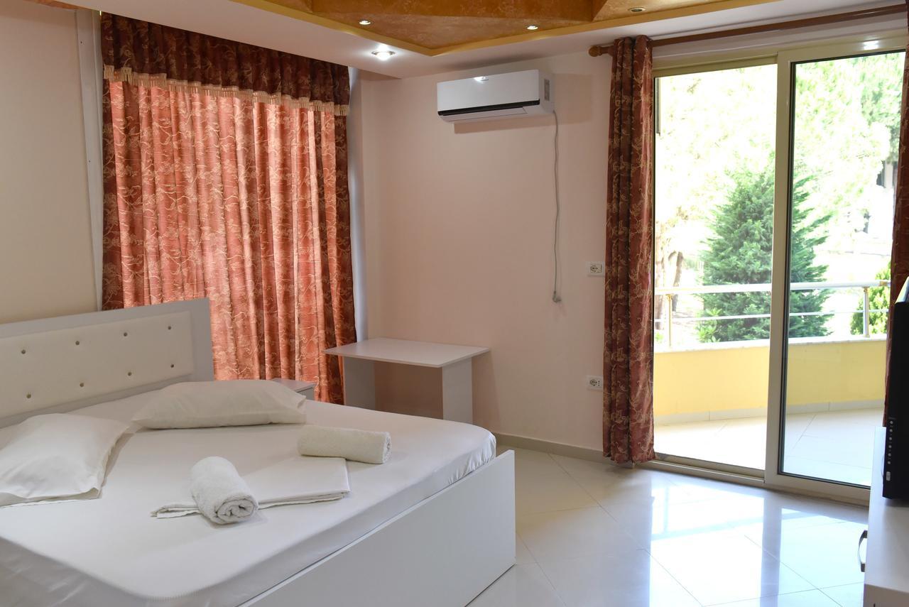Hotel Sunrise Golem  Extérieur photo